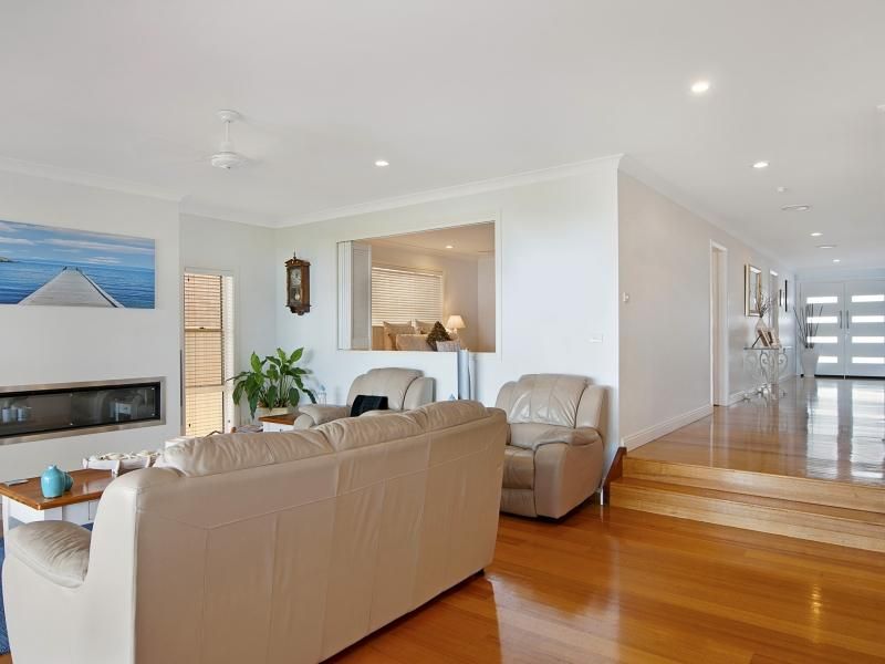 44 Ginganup Road, SUMMERLAND POINT NSW 2259, Image 2