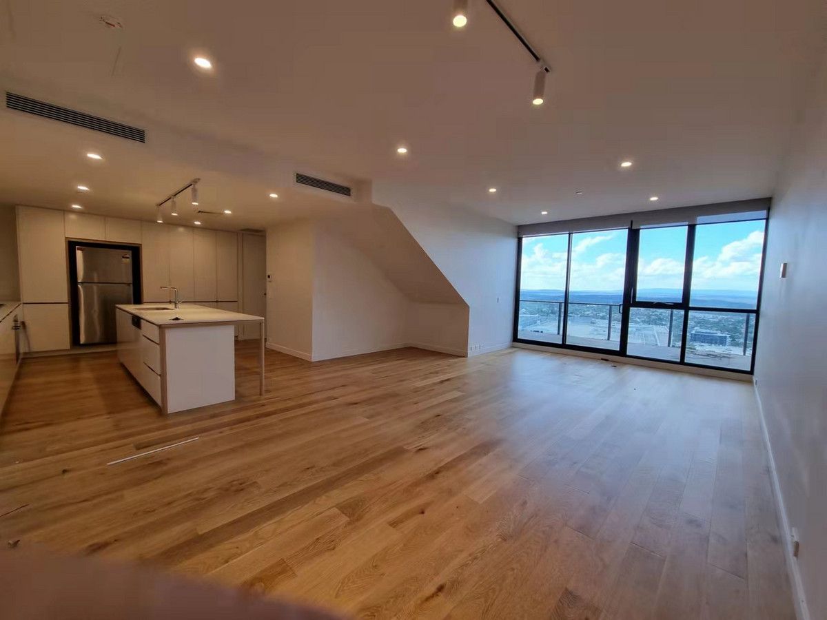 3 bedrooms Apartment / Unit / Flat in 1105/642 Doncaster Road DONCASTER VIC, 3108