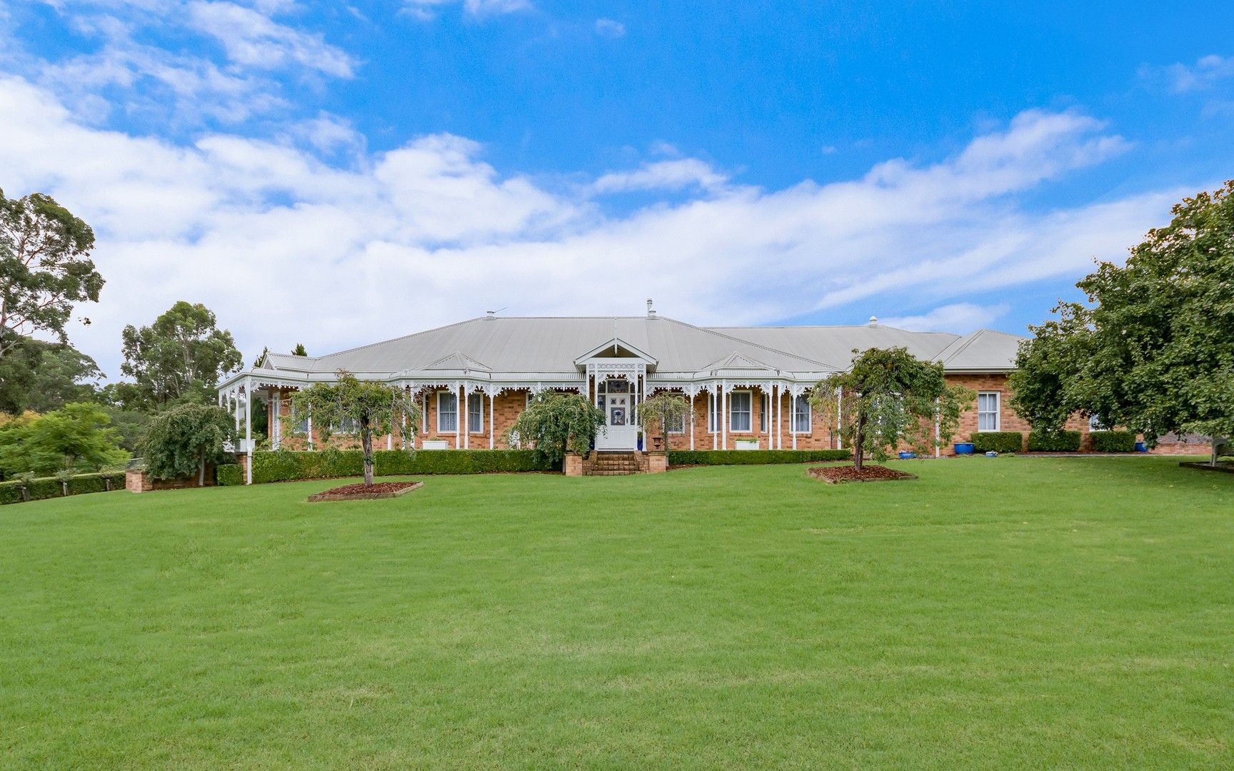 12 Benwerrin Crescent, Grasmere NSW 2570, Image 0