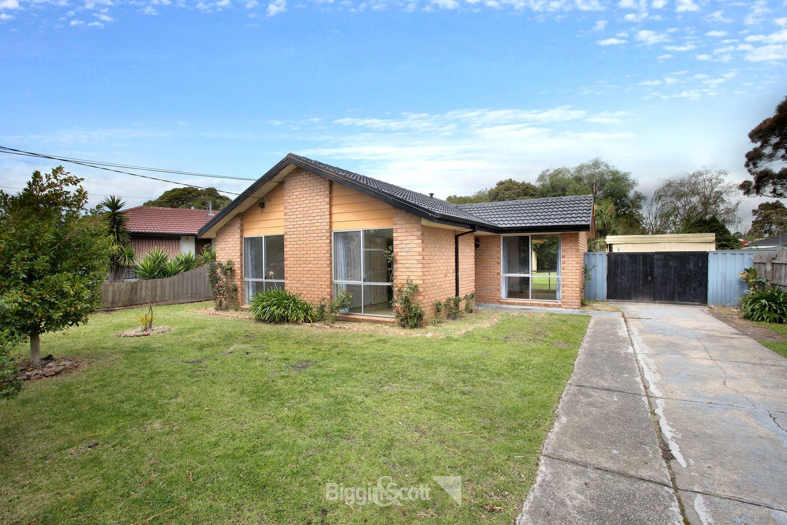 34 Clairmont Avenue, Cranbourne Property History & Address Research