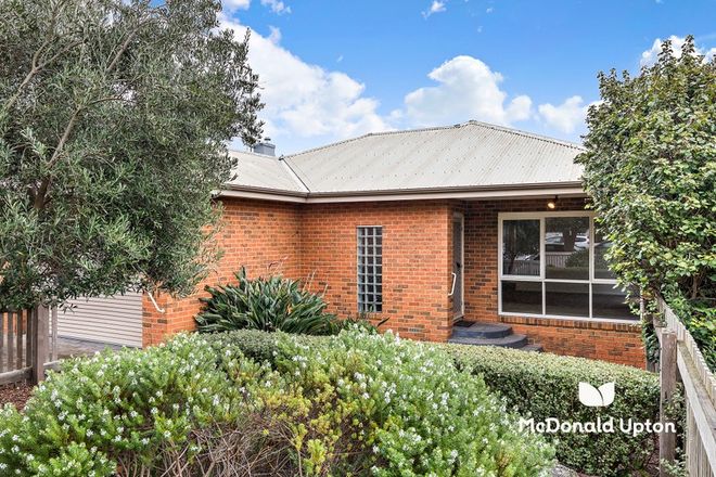 Picture of 2/18 Clarinda Road, ESSENDON VIC 3040