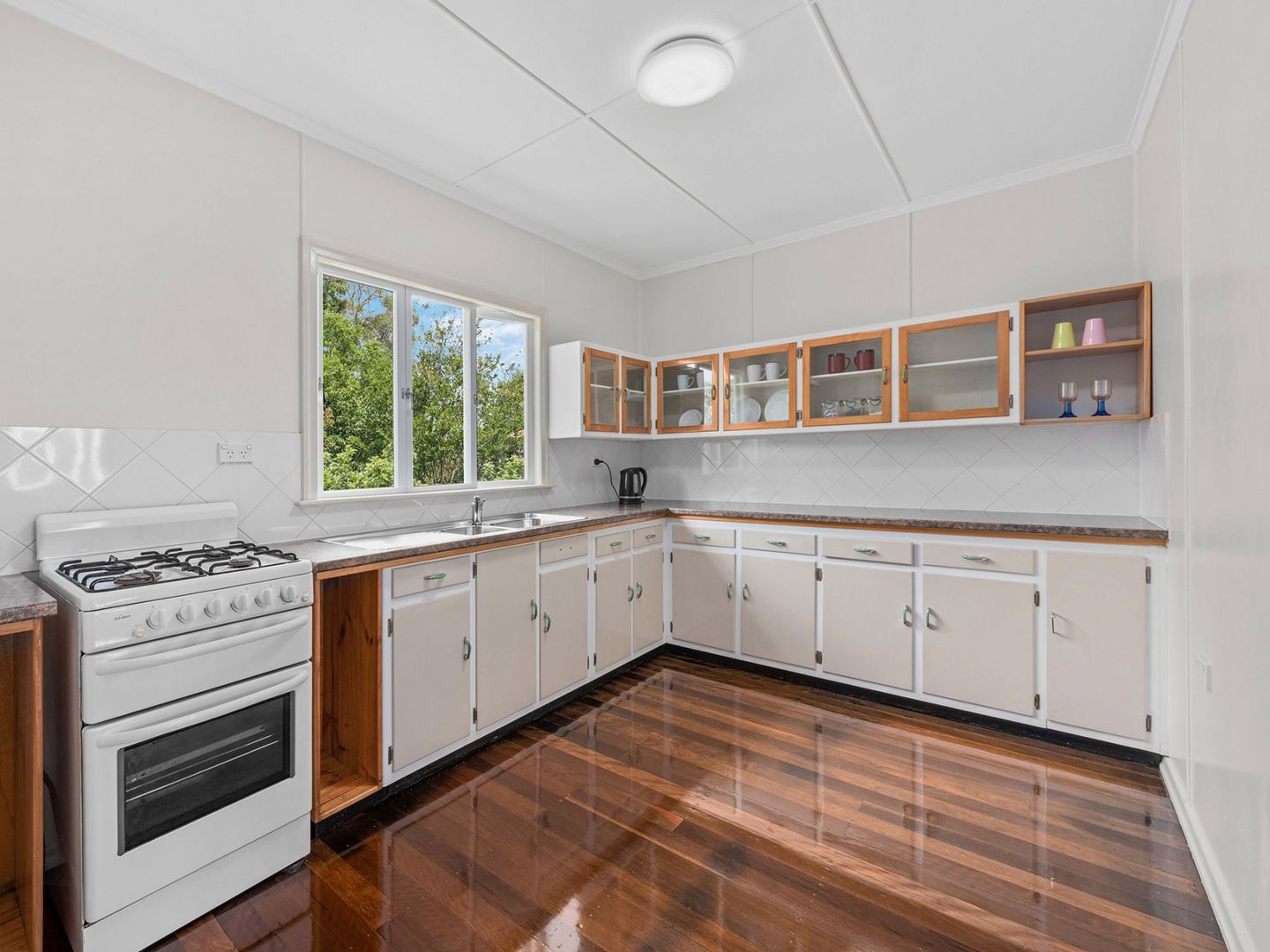 2313 Wynnum Road, Wynnum QLD 4178, Image 1