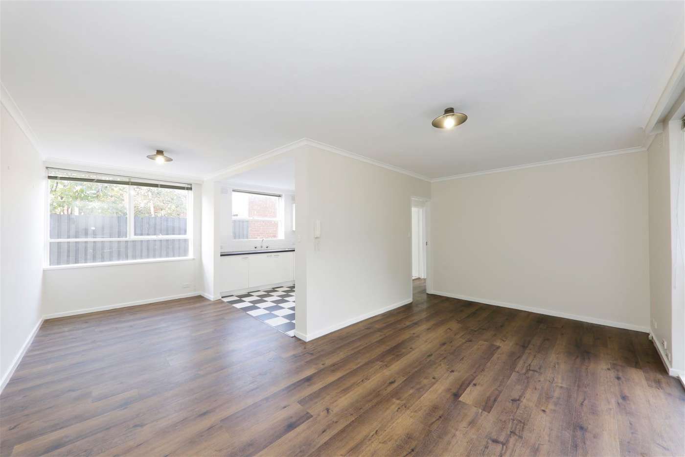 2 bedrooms Apartment / Unit / Flat in 3/1150 Dandenong Road CARNEGIE VIC, 3163