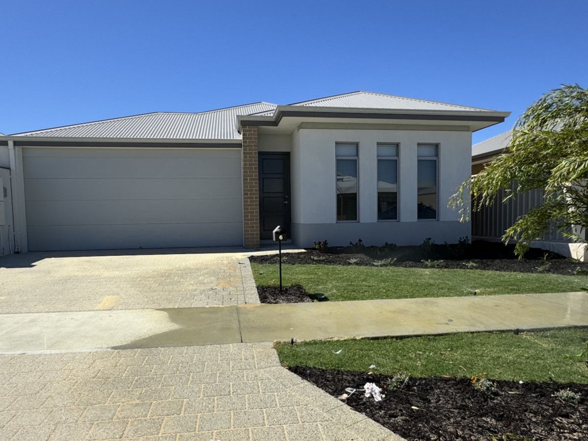 4 bedrooms House in 6 Shortboard Street YANCHEP WA, 6035