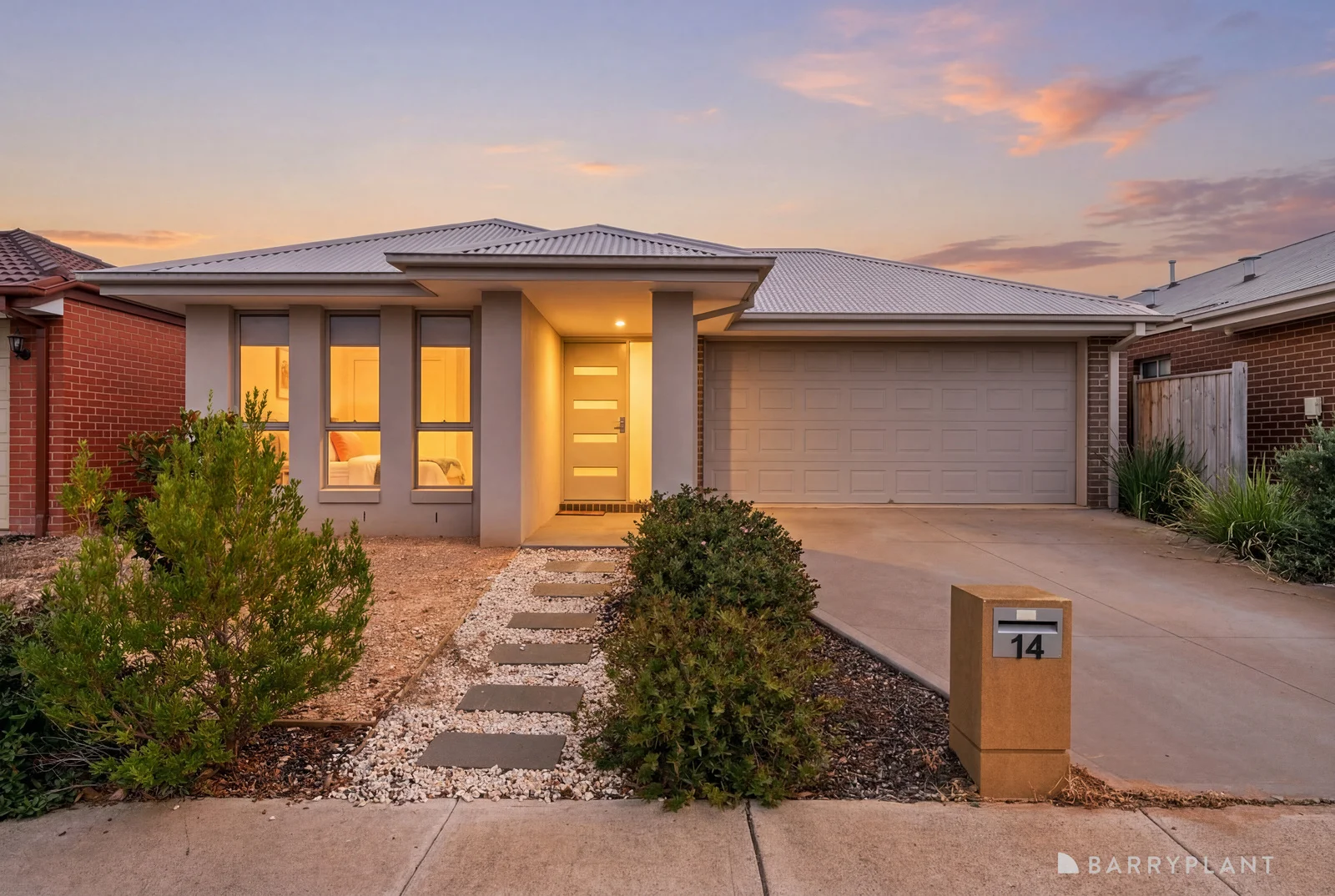 14 Baron Road, Thornhill Park VIC 3335