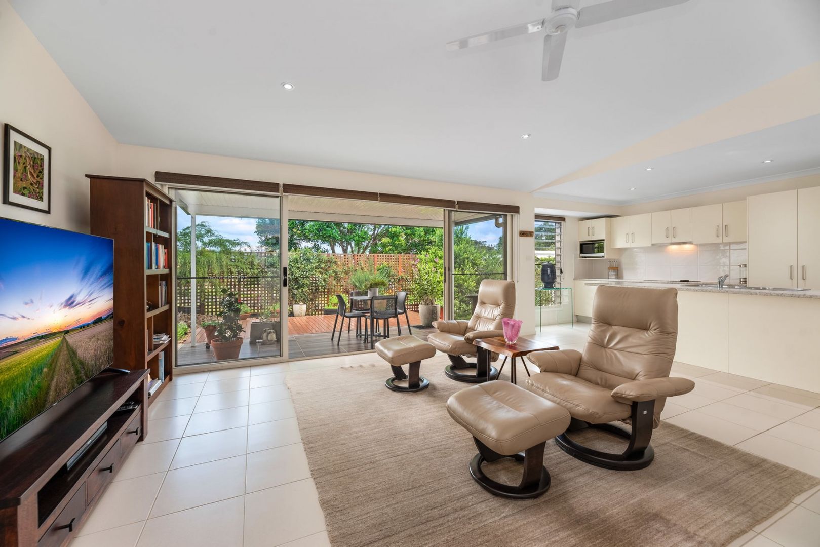 1/1 Fairview Court, Maleny QLD 4552, Image 2