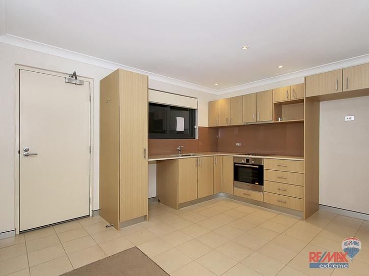 3/2 Walsh Loop, JOONDALUP WA 6027, Image 2