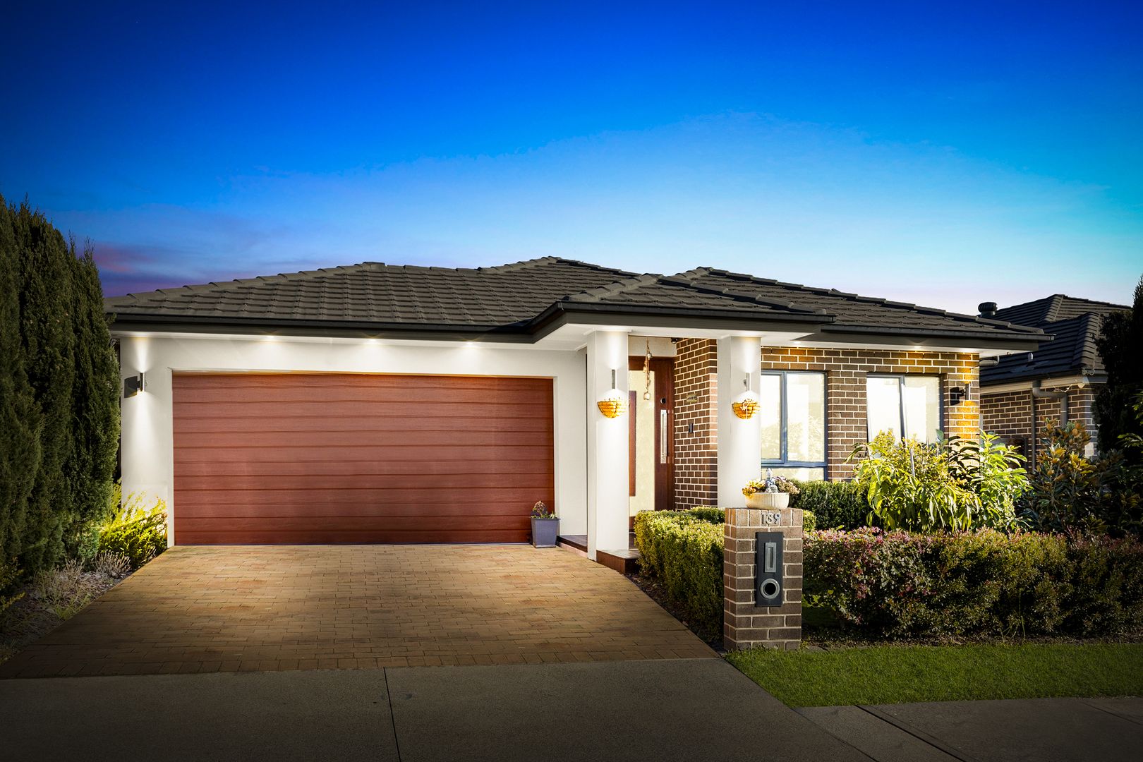 139 Riverbank Drive, The Ponds Property History & Address Research