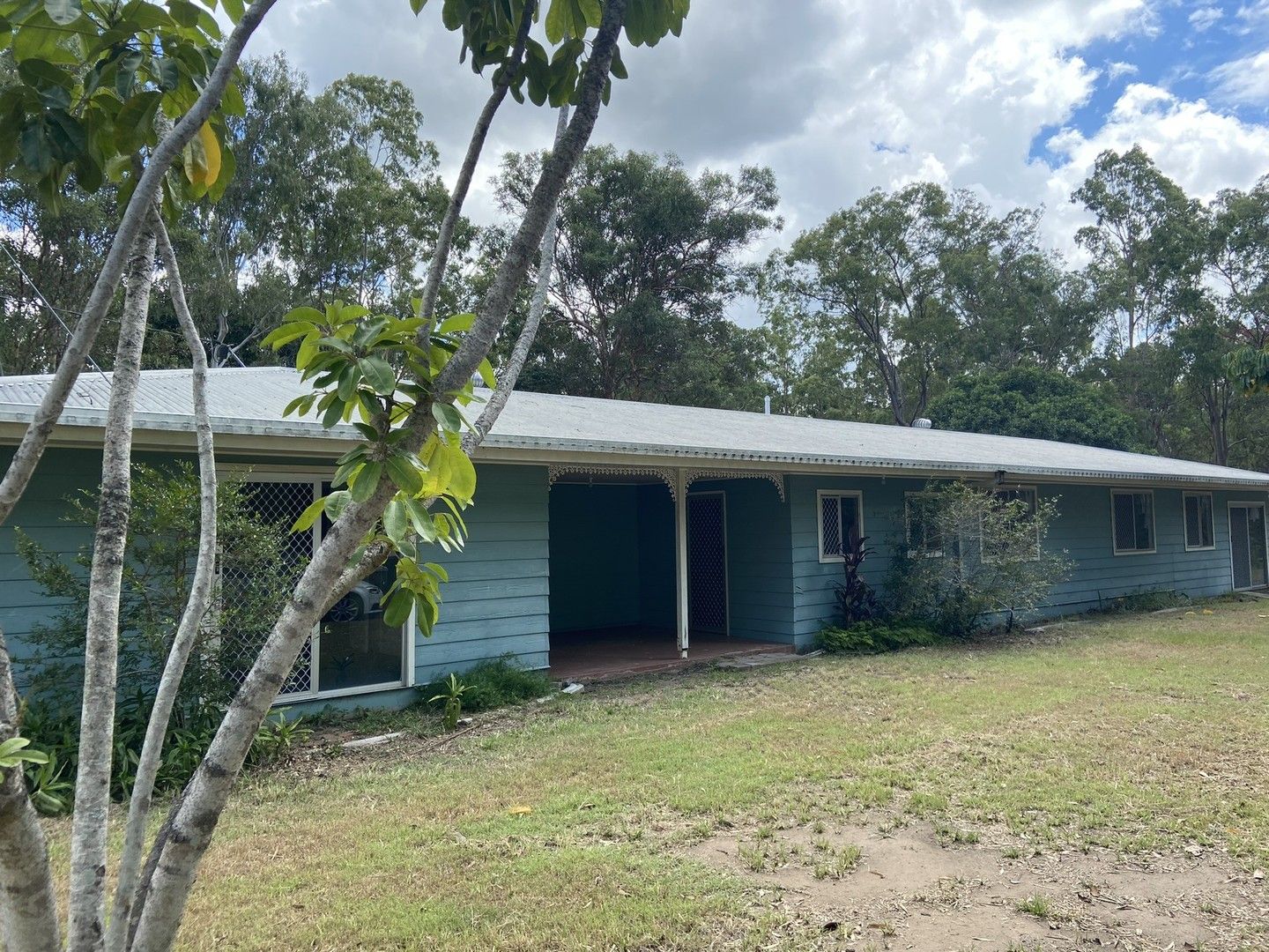 4 bedrooms House in 263 Junction Road KARALEE QLD, 4306