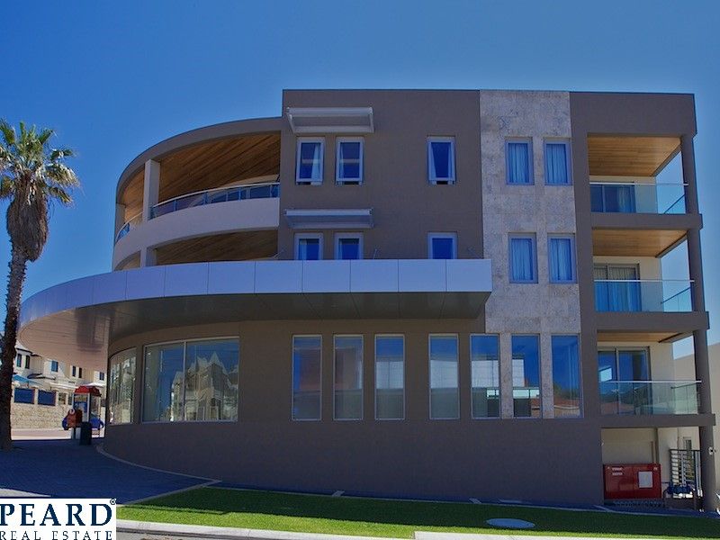 3 bedrooms Apartment / Unit / Flat in 7/103 Flora Terrace NORTH BEACH WA, 6020