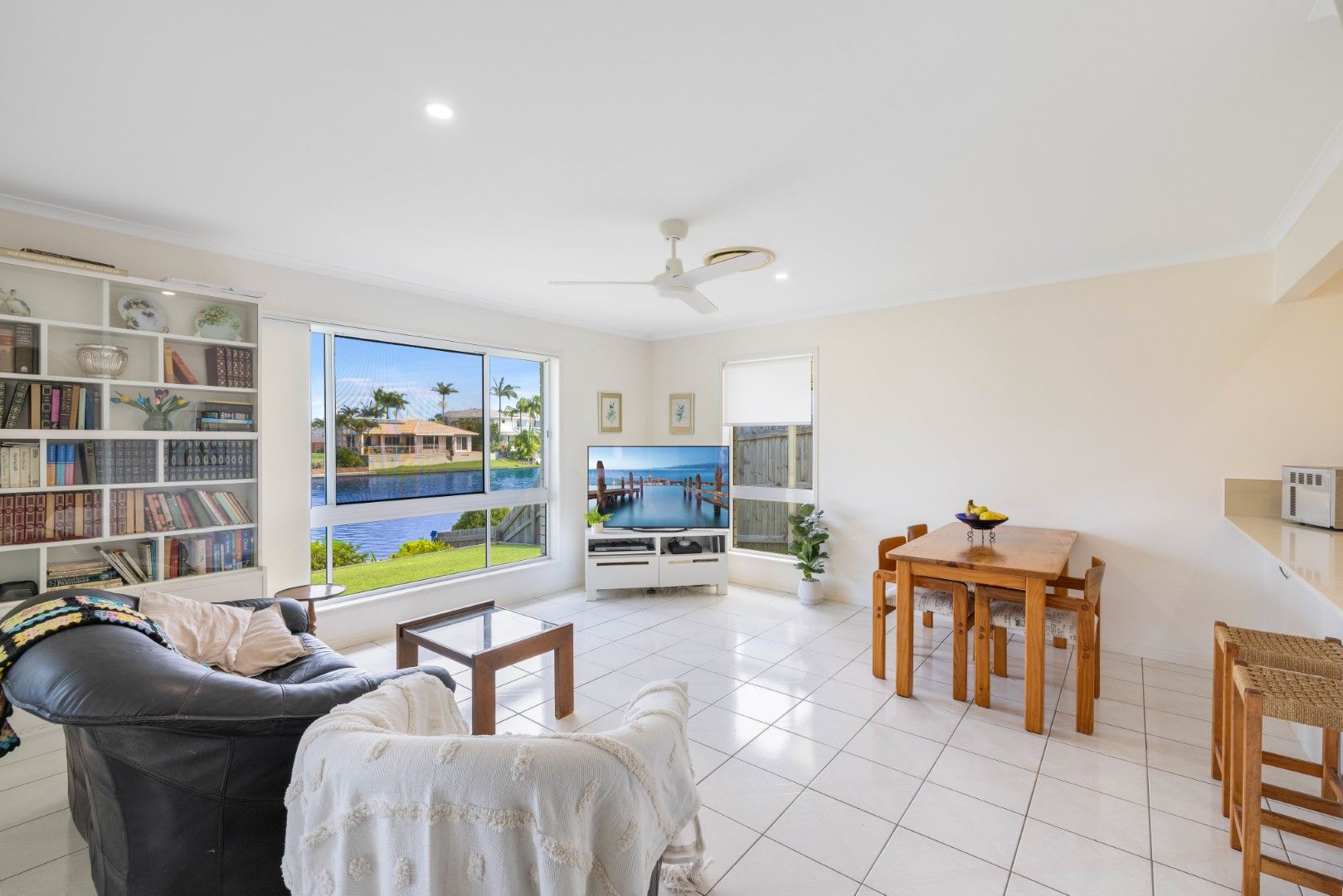 54 Nelson Street, Pelican Waters QLD 4551, Image 2