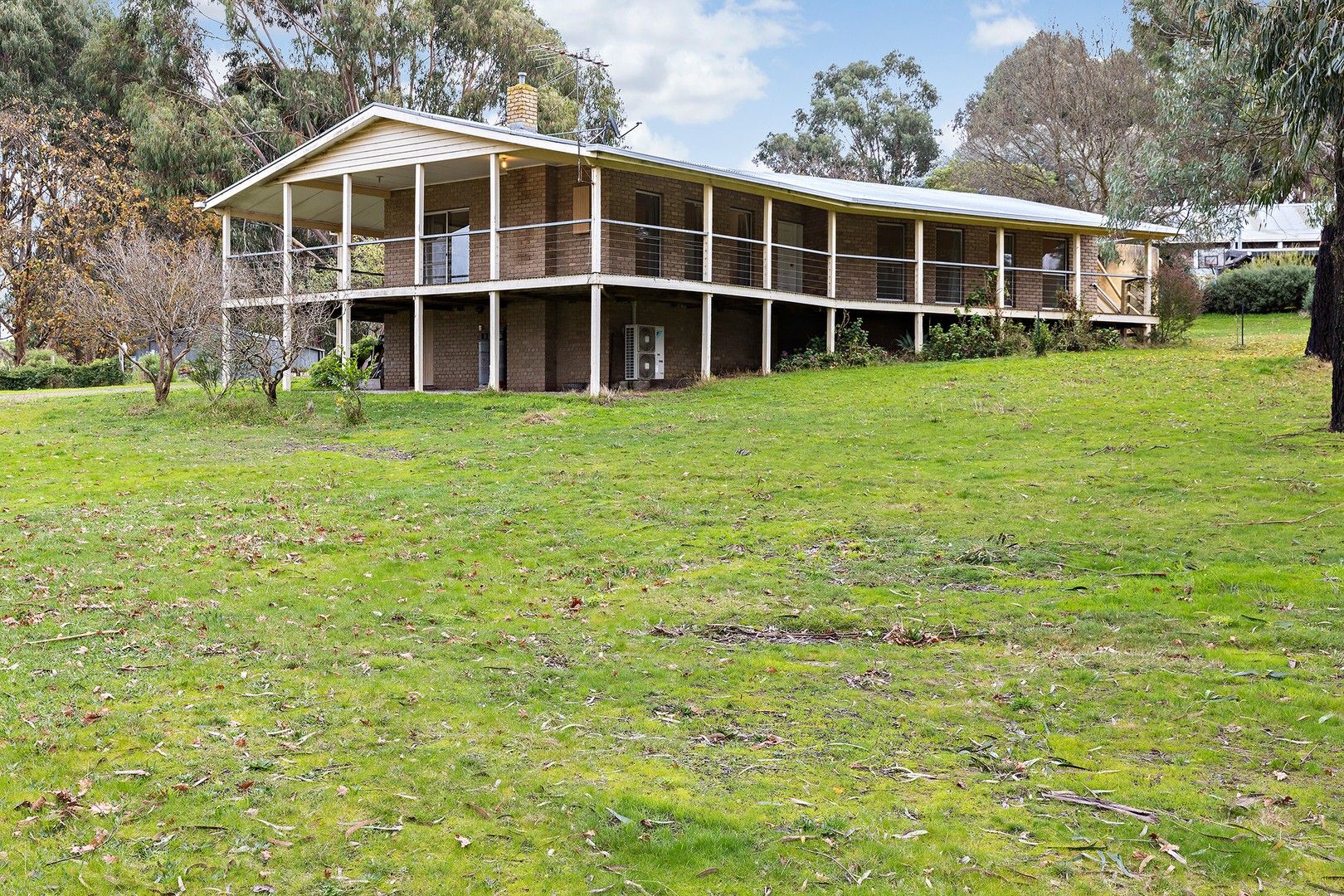 3 bedrooms House in 125 Ninth Avenue EDEN PARK VIC, 3757