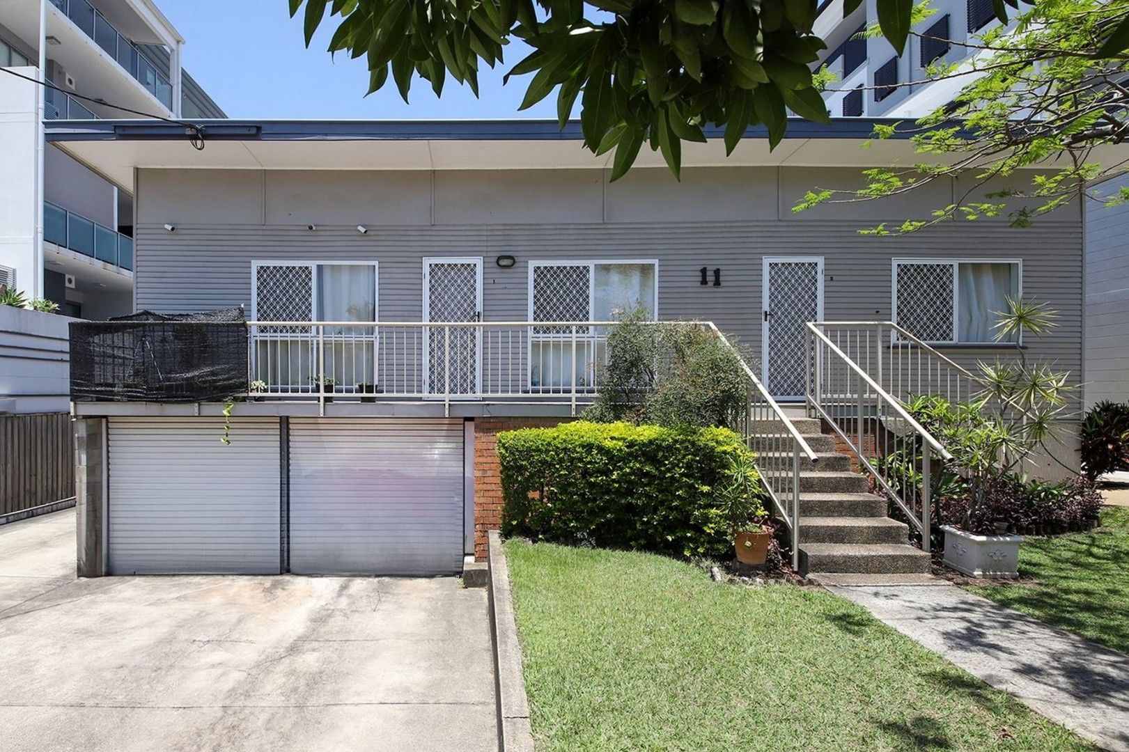 3 bedrooms Apartment / Unit / Flat in 1/11 FELIX STREET LUTWYCHE QLD, 4030