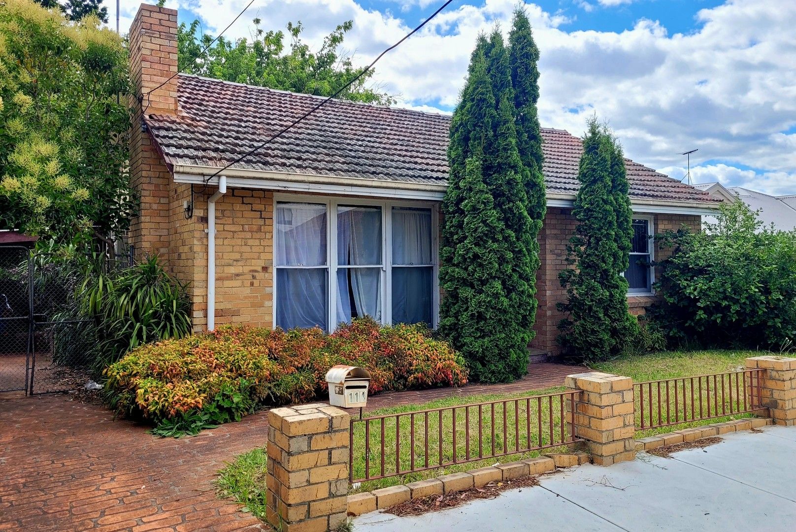 3 bedrooms House in 114 Ramu Parade HEIDELBERG WEST VIC, 3081