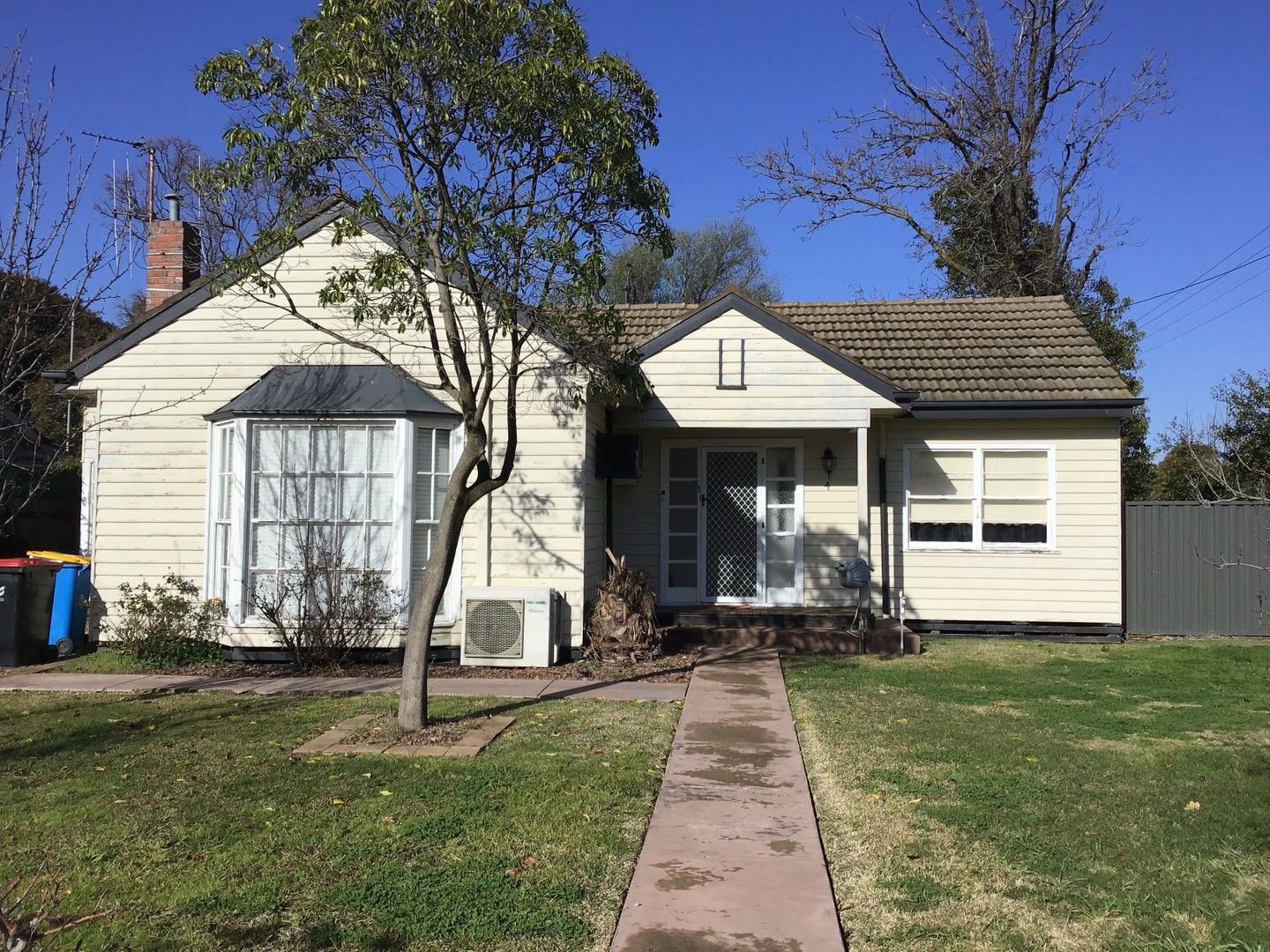 2 bedrooms House in 4 Victoria St SHEPPARTON VIC, 3630