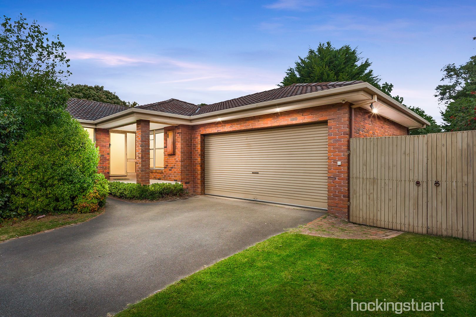 52 Zina Grove, Mooroolbark Property History & Address Research Domain