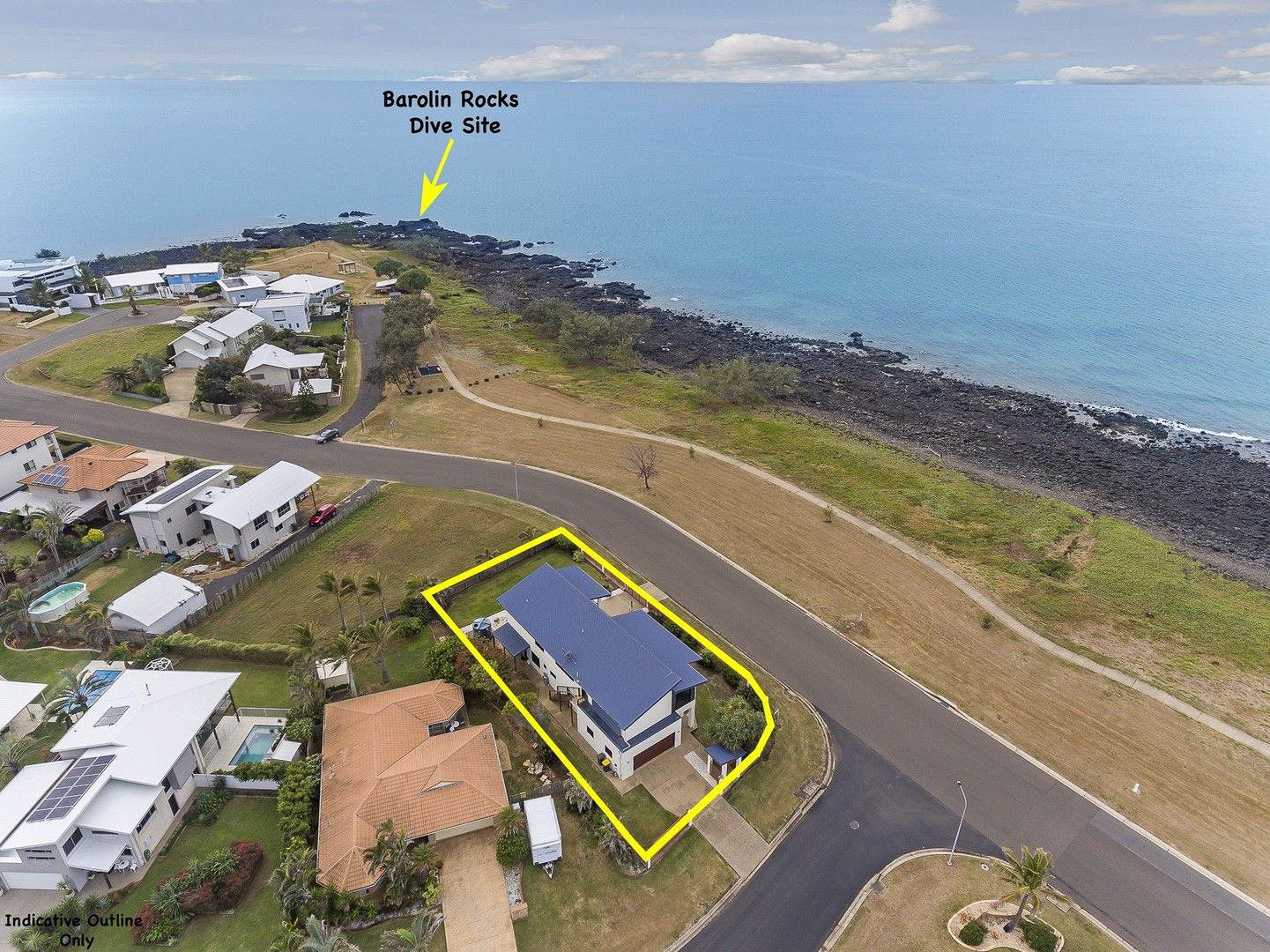 2 Mokera Street, Coral Cove QLD 4670, Image 0