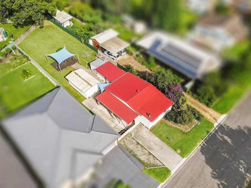 15 Rockleigh Street, Wyong NSW 2259, Image 0