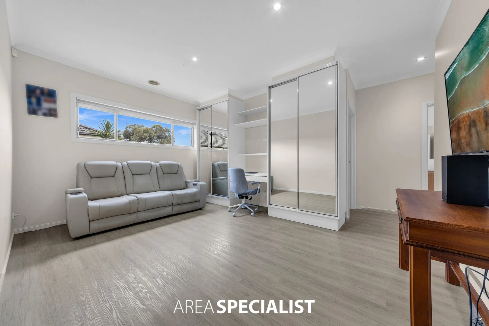 Additional image 11 of 101 Livingstone Boulevard, Pakenham VIC 3810