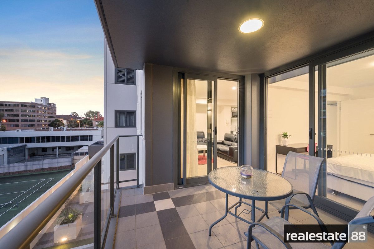 Apt. 22/208 Adelaide Terrace, East Perth WA 6004, Image 2