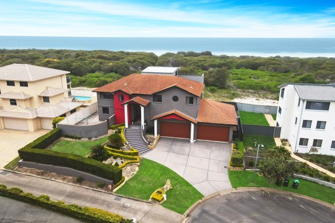 Picture of 25 Driftwood Close, CAVES BEACH NSW 2281