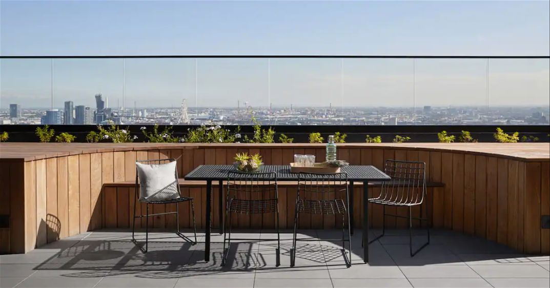 1707/151 Berkeley Street, Melbourne VIC 3000, Image 1