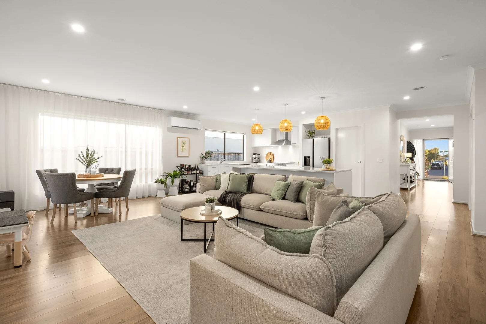 Additional image 11 of 50 Grande Belmond Avenue, Clyde VIC 3978