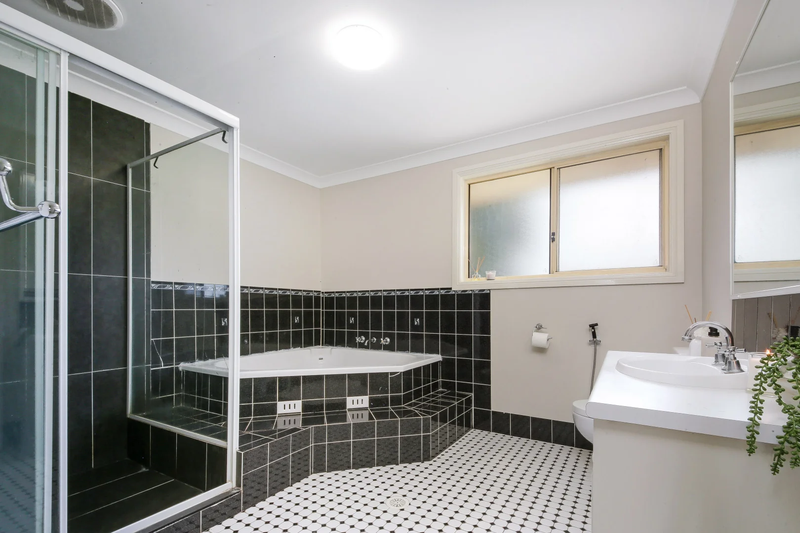 Additional image 10 of 10 Inga Place, Quakers Hill NSW 2763