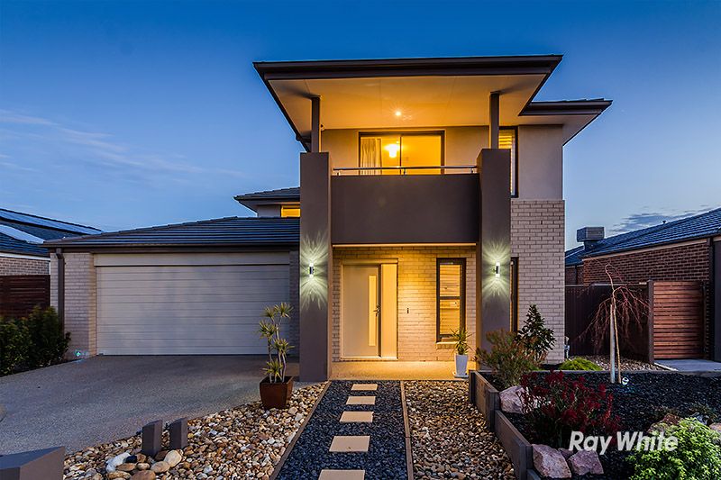 18 Emu Bush Drive, Cranbourne West VIC 3977, Image 0