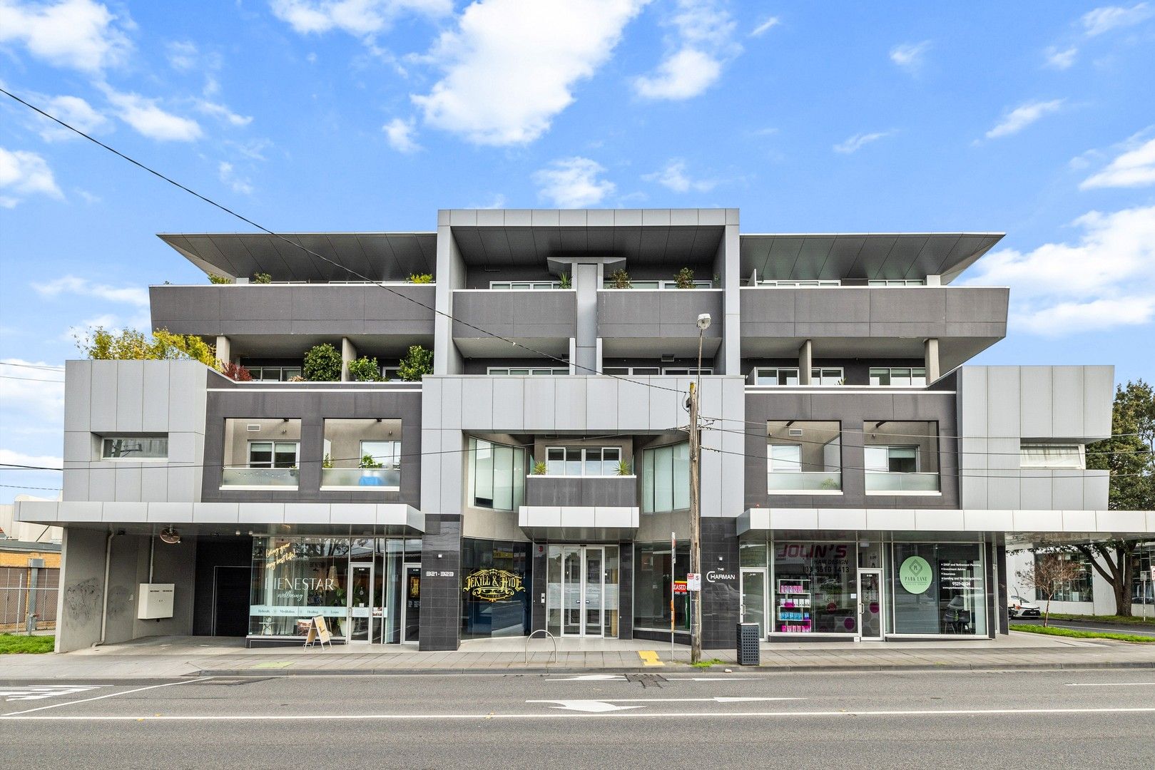 1 bedrooms Apartment / Unit / Flat in 111/323 Charman Road CHELTENHAM VIC, 3192