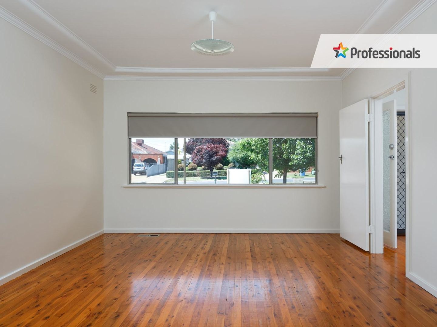 4 Tucker Street, Turvey Park NSW 2650, Image 1