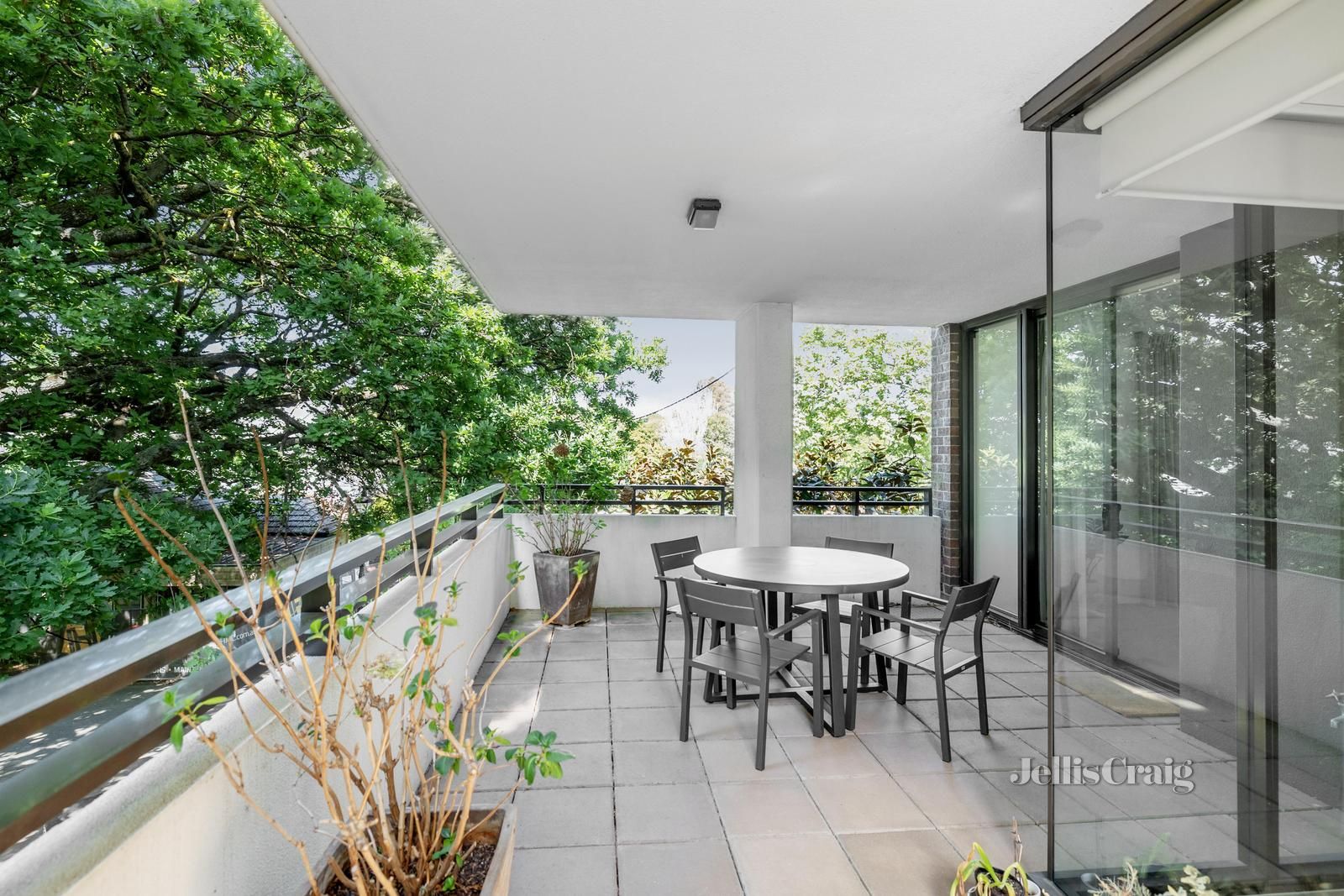 102/55 Chaucer Crescent, Canterbury VIC 3126, Image 2