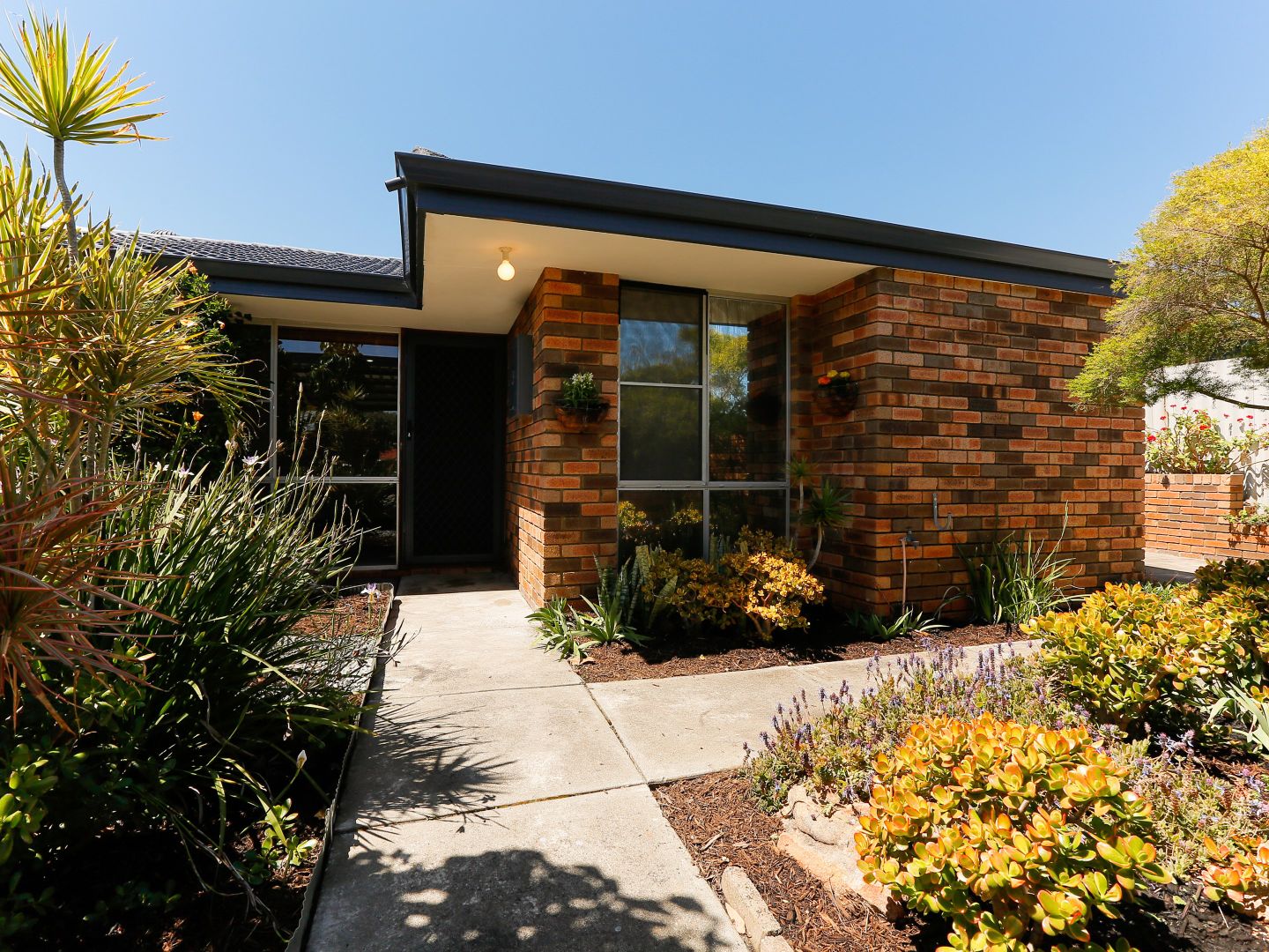 4/8 Caird Place, Parkwood WA 6147