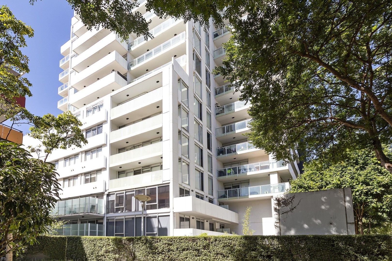 2 bedrooms Apartment / Unit / Flat in 101/77 River Street SOUTH YARRA VIC, 3141
