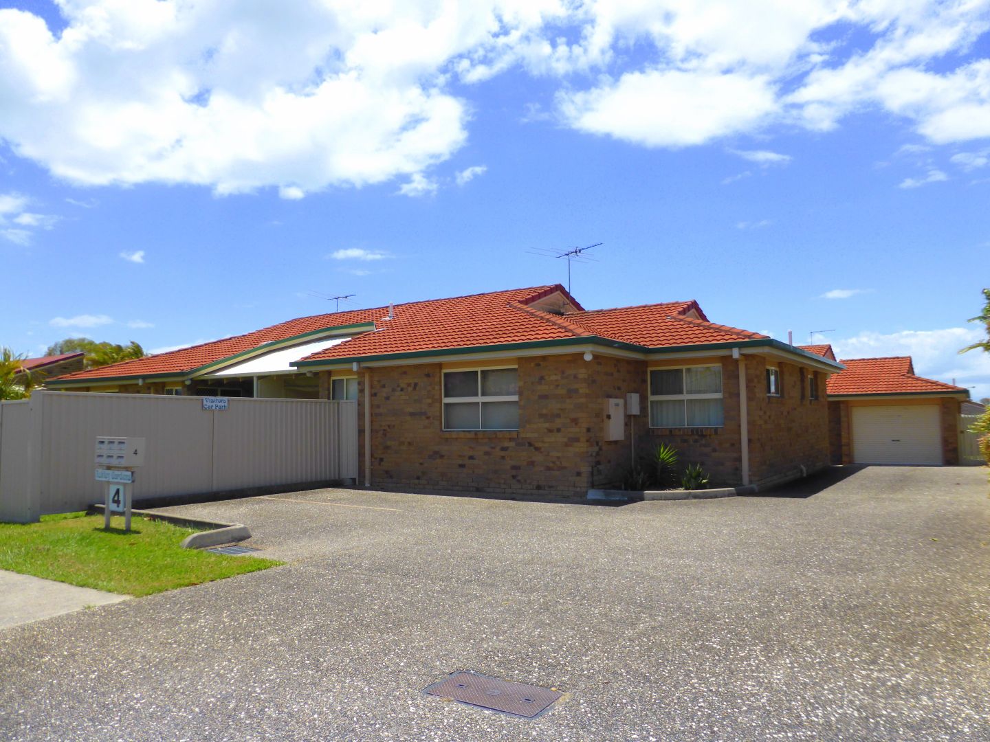 Unit 4/4 Wattle Rd, Rothwell QLD 4022, Image 1