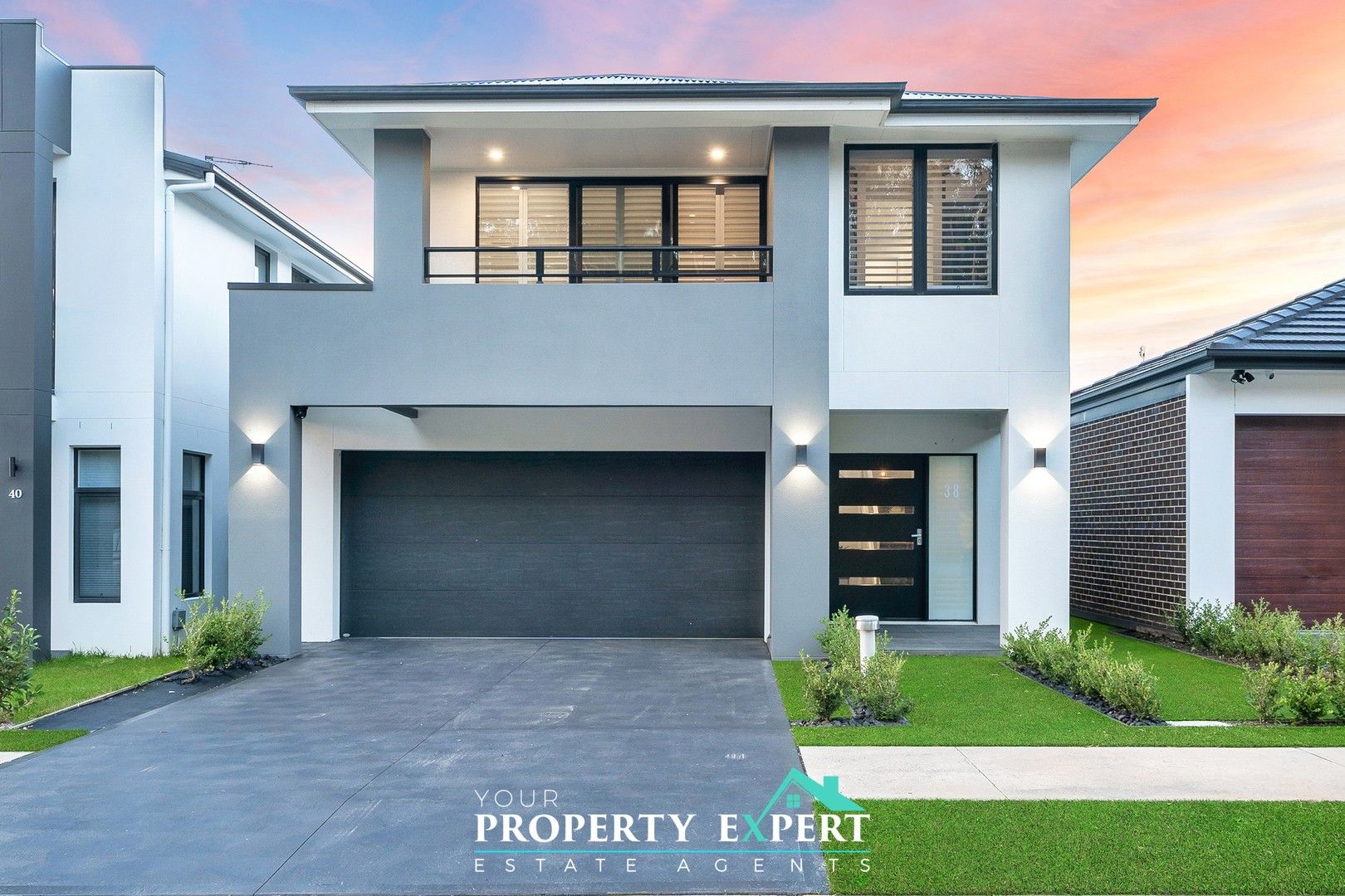 4 bedrooms House in 38 Versace Crescent MARSDEN PARK NSW, 2765