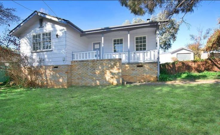 3 bedrooms House in 3 Niagara Street ARMIDALE NSW, 2350