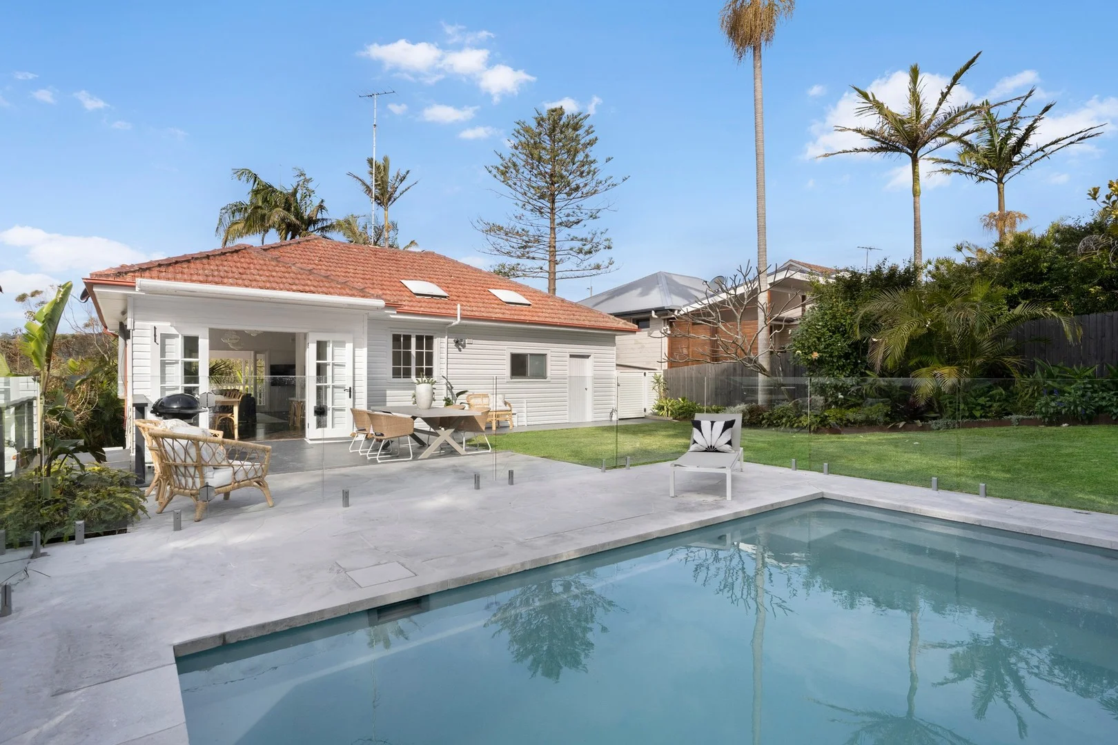 713 Barrenjoey Road, Avalon Beach NSW 2107