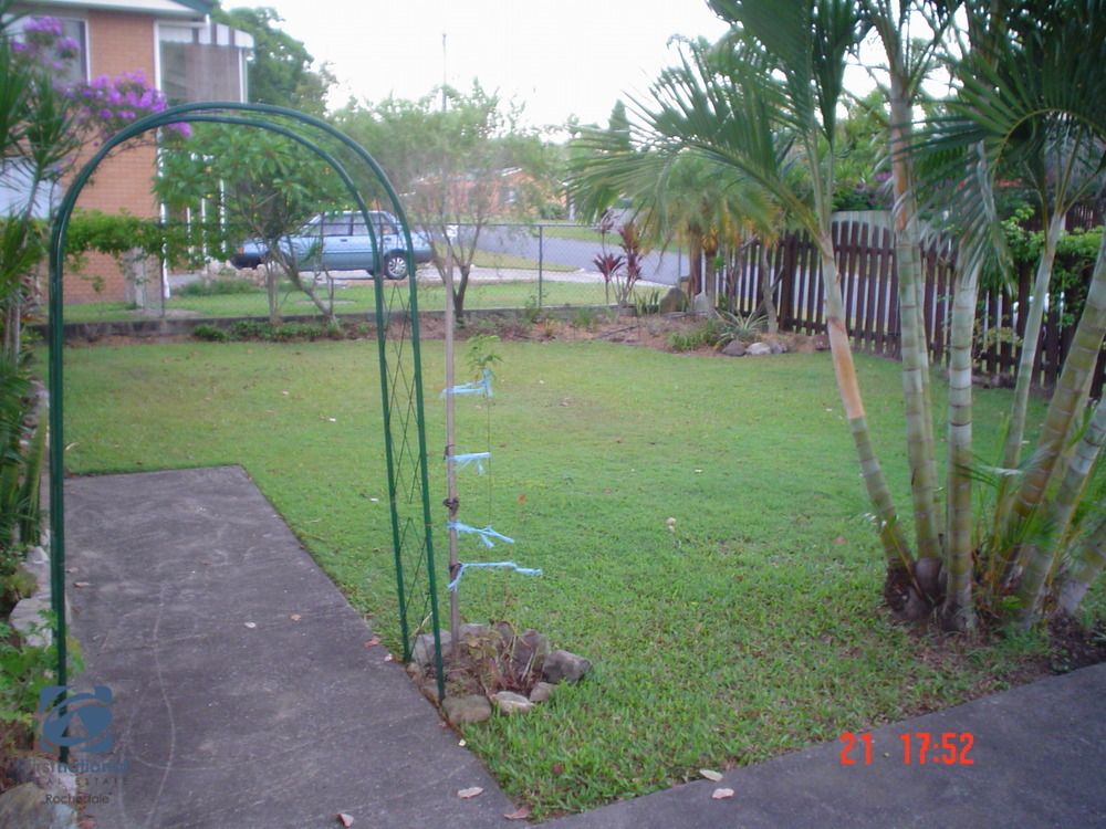 4 Halcyon St, Rochedale South QLD 4123, Image 2