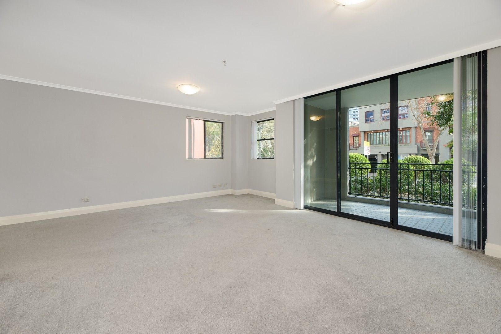 2 bedrooms Apartment / Unit / Flat in 15/237 Miller Street NORTH SYDNEY NSW, 2060