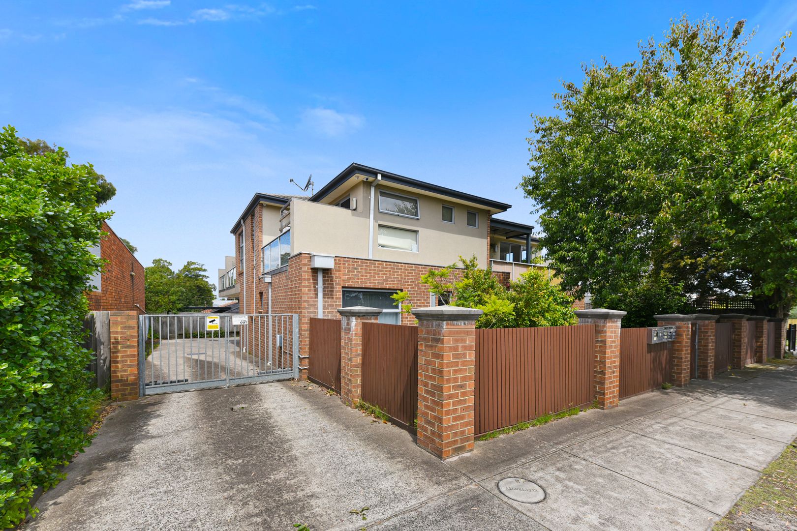 2/2 Clarinda Road, Clarinda VIC 3169, Image 1