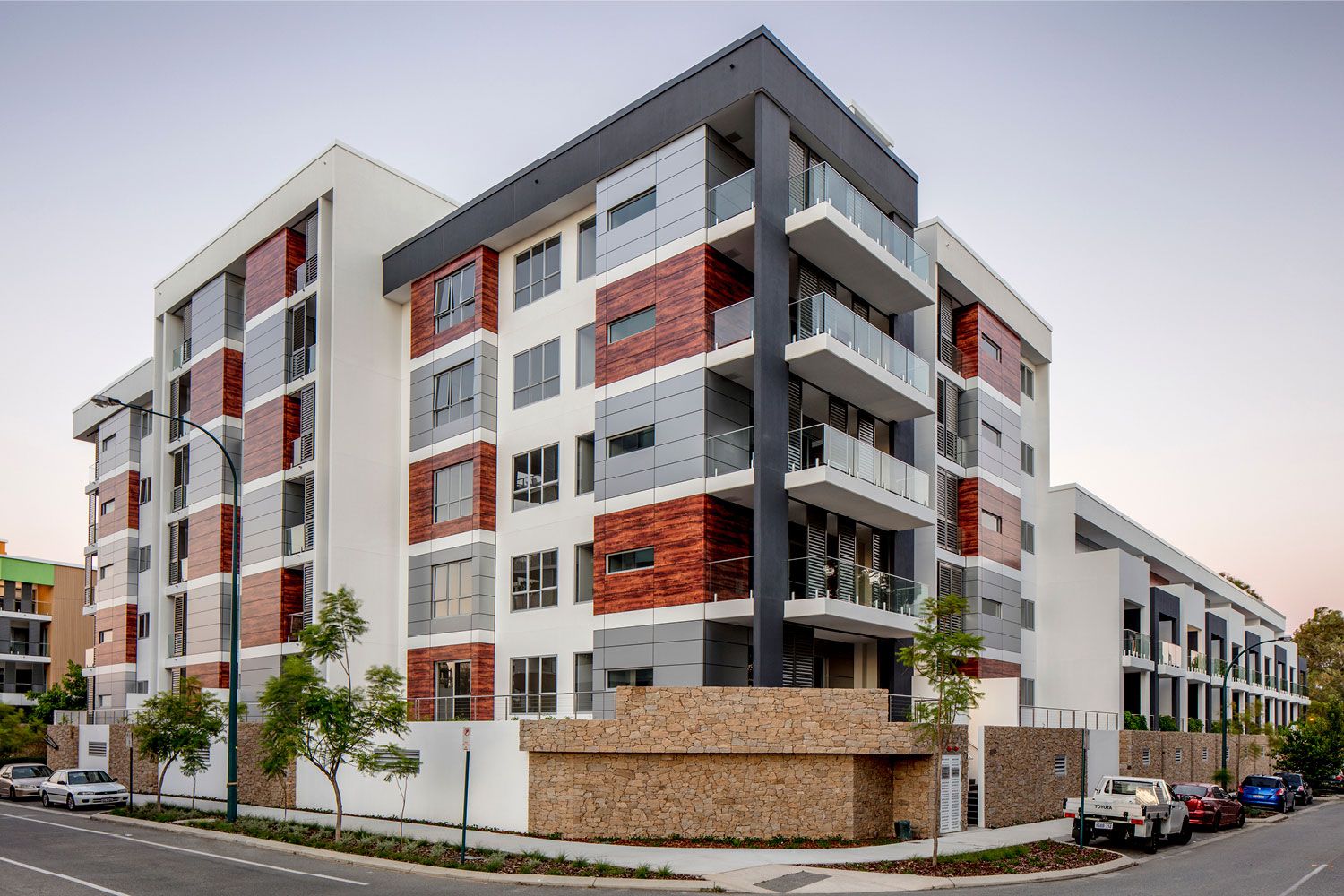 3 bedrooms Apartment / Unit / Flat in 85/9 Hawksburn Road RIVERVALE WA, 6103