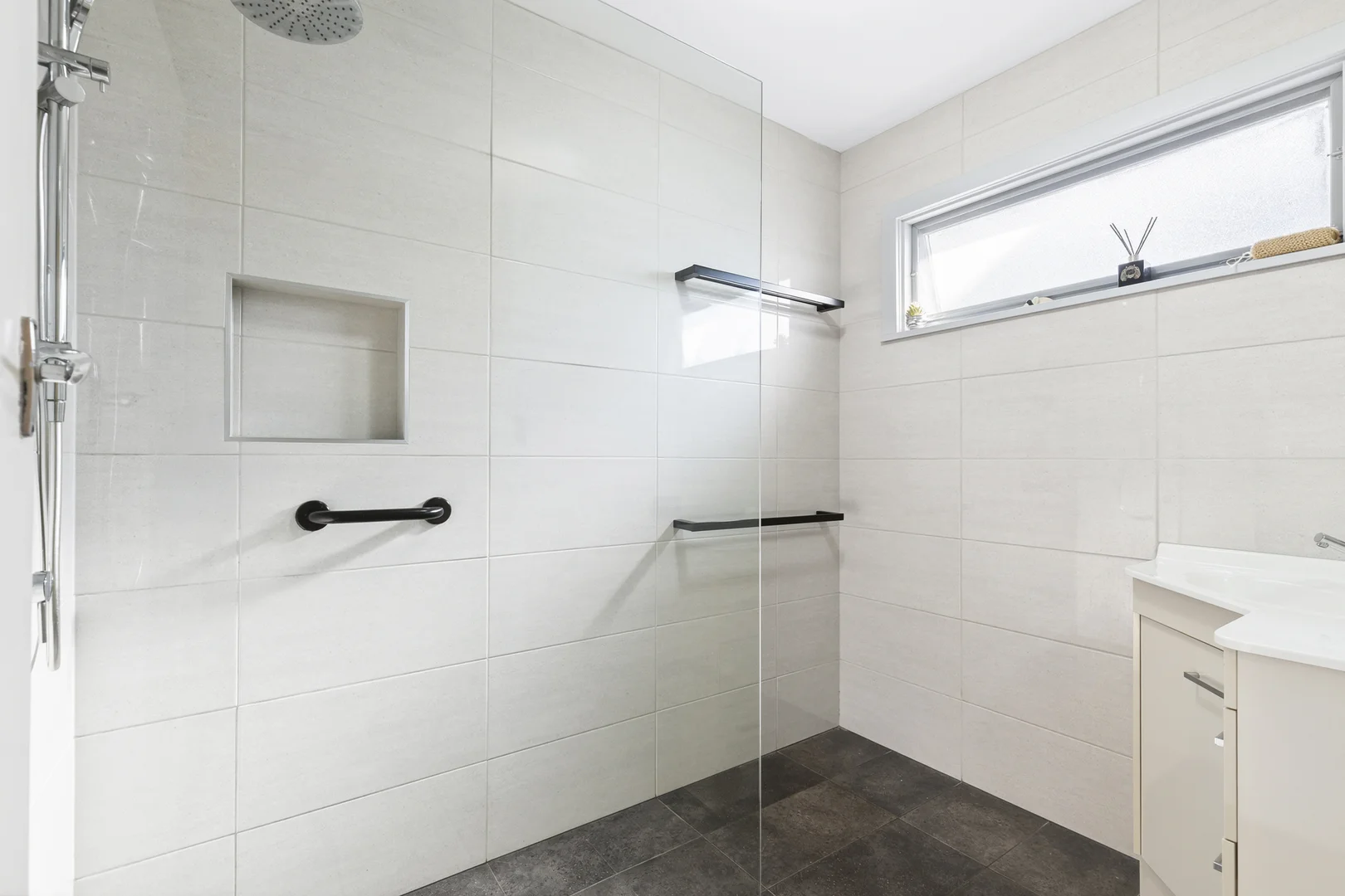 Additional image 8 of 9 Reigate Road, Highton VIC 3216