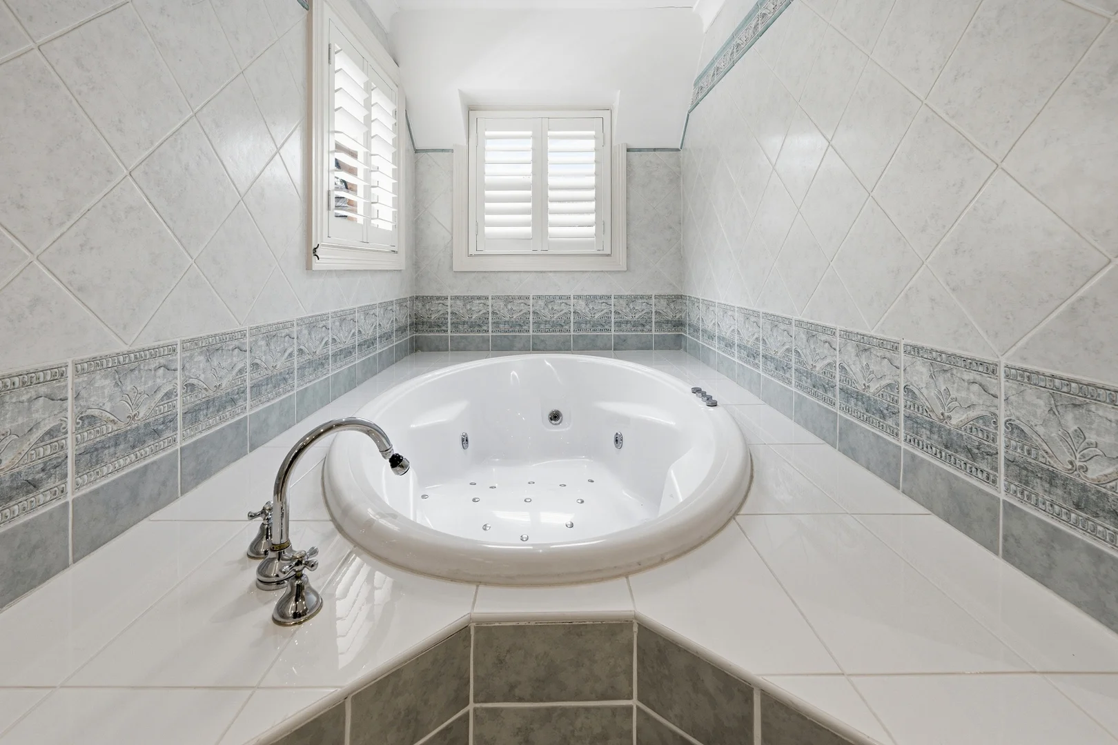 Additional image 6 of 2 Chilton Parade, Warrawee NSW 2074