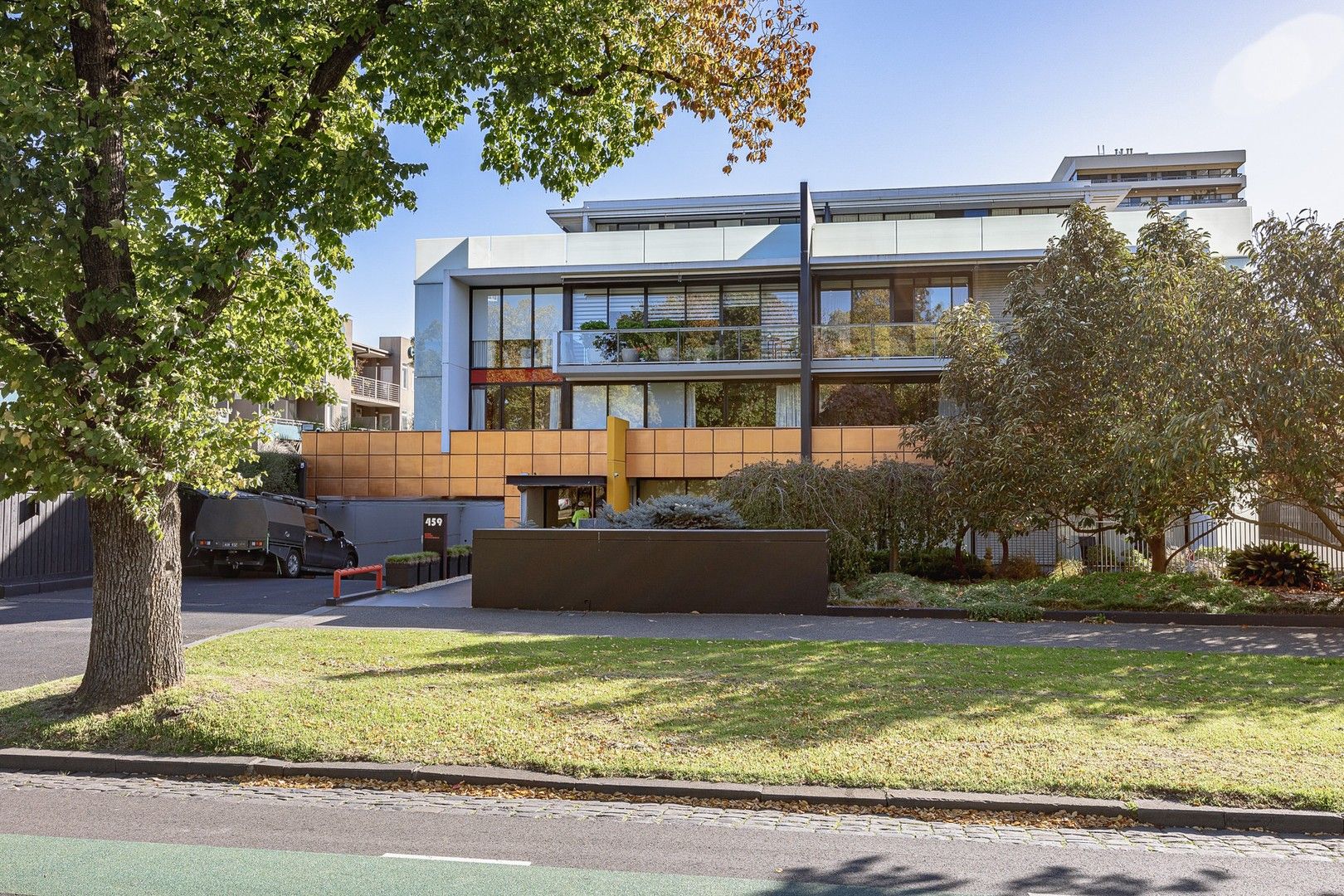 2 bedrooms Apartment / Unit / Flat in 310/459 Royal Parade PARKVILLE VIC, 3052