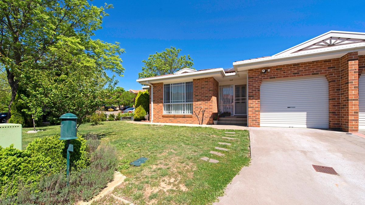 30 Lanley Square, Ngunnawal ACT 2913, Image 0