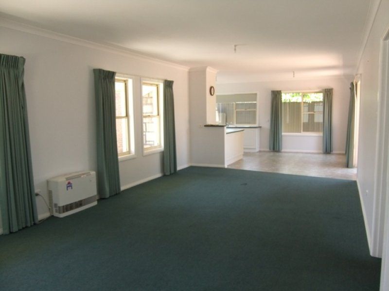 2/40 Acacia Street, Mount Gambier SA 5290 Apartment For Rent Domain