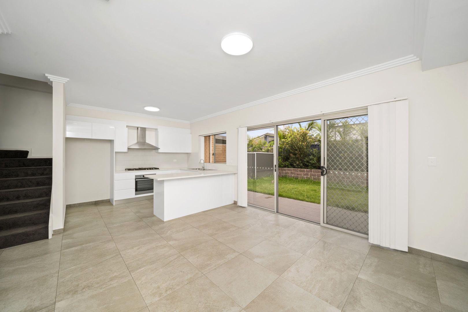 21/20 Old Glenfield Road, Casula NSW 2170, Image 2