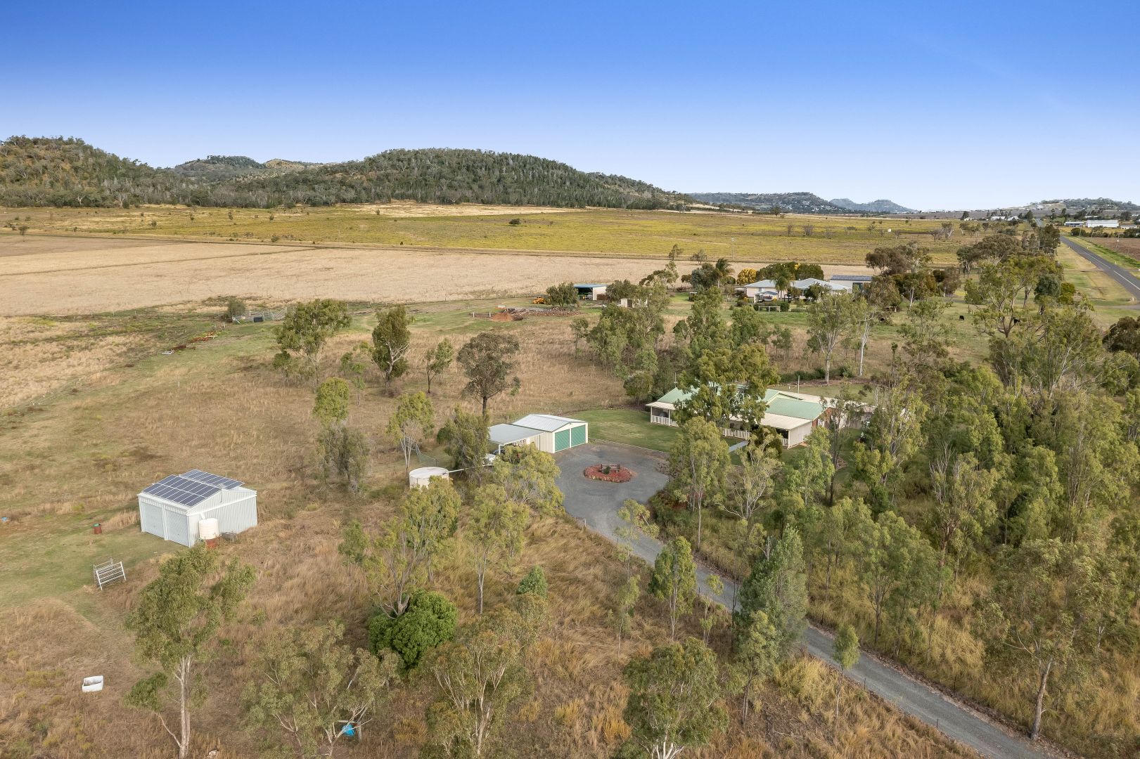 838 Kingsthorpe Haden Road, Gowrie Little Plain QLD 4352, Image 2