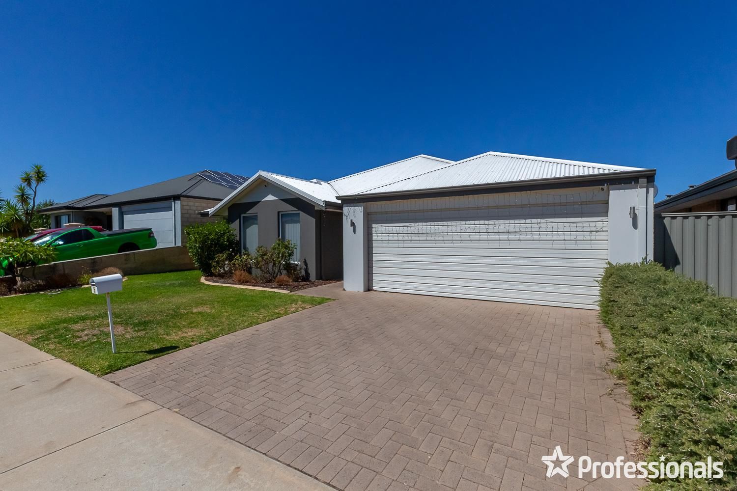 5 Guerin Avenue, Piara Waters WA 6112 House For Rent 750 Domain
